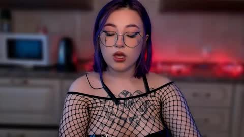 Snapshot of ediefris chatting on February 18, 2025, 7:32 am fickle demon made of clumps of matter online show from February 18, 2025, 7:32 am