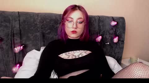 Snapshot of ediefris chatting on March 11, 2025, 11:33 am fickle demon made of clumps of matter online show from March 11, 2025, 11:33 am