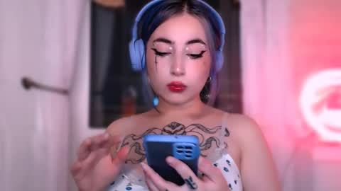 Snapshot of ediefris chatting on September 18, 2025, 11:07 pm fickle demon made of clumps of matter online show from September 18, 2025, 11:07 pm