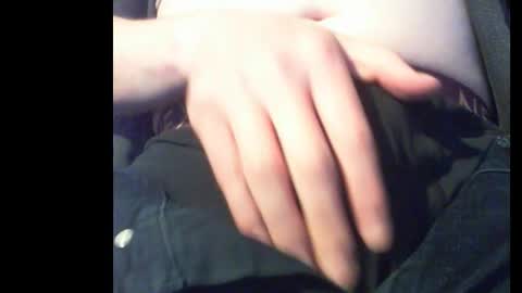 Snapshot of edinburgh79 chatting on March 16, 2026, 4:33 pm edinburgh79 online show from March 16, 2026, 4:33 pm