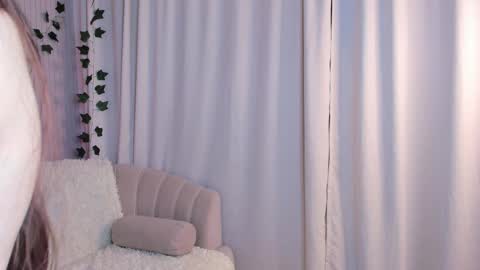 Lisa  online show from February 19, 2025, 3:39 am