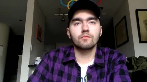 Snapshot of edmundfitz75 chatting on February 17, 2026, 8:15 pm EddieFitz75 online show from February 17, 2026, 8:15 pm