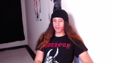 Snapshot of edward_chann chatting on December 4, 2024, 5:27 am edward_chann online show from December 4, 2024, 5:27 am