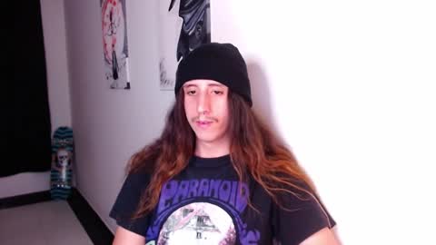 Snapshot of edward_chann chatting on December 11, 2024, 12:33 am edward_chann online show from December 11, 2024, 12:33 am