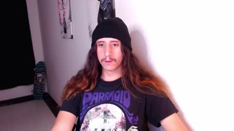 Snapshot of edward_chann chatting on January 6, 2025, 3:31 am edward_chann online show from January 6, 2025, 3:31 am