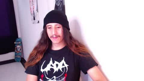 Snapshot of edward_chann chatting on January 10, 2025, 9:42 pm edward_chann online show from January 10, 2025, 9:42 pm