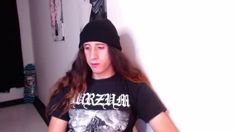 edward_chann online show from January 20, 2025, 2:22 am