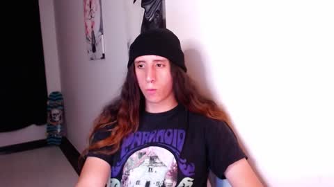 edward_chann online show from January 21, 2025, 3:26 am