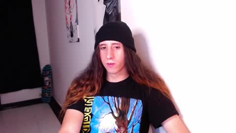 edward_chann online show from January 26, 2025, 5:34 am