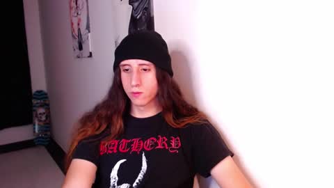 Snapshot of edward_chann chatting on February 1, 2025, 6:54 am edward_chann online show from February 1, 2025, 6:54 am