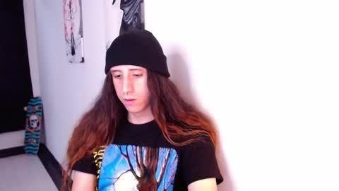 edward_chann online show from February 6, 2025, 5:40 pm