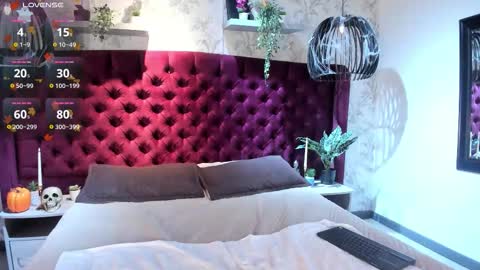 Eduardo online show from October 28, 2025, 4:05 am