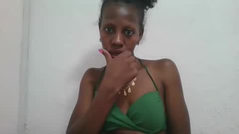 Snapshot of edwige770943 chatting on June 6, 2026, 9:47 am edwige770943 online show from June 6, 2026, 9:47 am