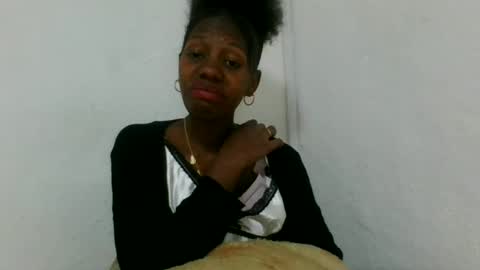 Snapshot of edwige770943 chatting on June 30, 2026, 5:19 am edwige770943 online show from June 30, 2026, 5:19 am