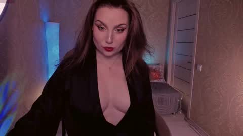 eesmaaarr online show from November 16, 2025, 11:10 pm