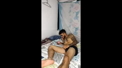 Snapshot of efectotrip chatting on April 8, 2026, 6:35 am efectotrip online show from April 8, 2026, 6:35 am