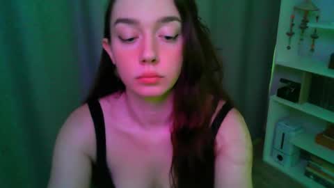 effie_balconii online show from March 2, 2026, 12:12 pm