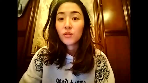 Snapshot of effy007 chatting on December 20, 2024, 11:21 am Effy online show from December 20, 2024, 11:21 am