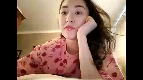 Snapshot of effy007 chatting on February 15, 2025, 12:01 pm Effy online show from February 15, 2025, 12:01 pm