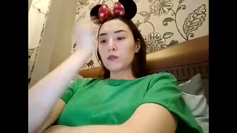 Effy online show from March 27, 2026, 1:55 pm