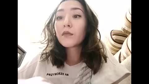 Effy online show from May 16, 2026, 7:56 pm