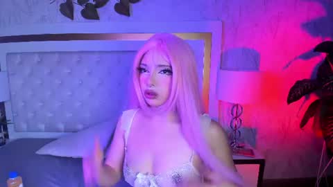 effy_kesster online show from June 12, 2026, 12:15 pm