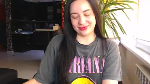 Effy online show from October 9, 2025, 8:34 am