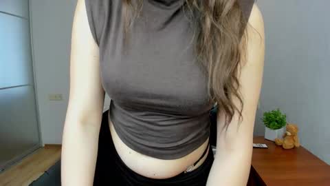 Snapshot of effy_royse chatting on March 26, 2026, 12:55 pm Effy Royse online show from March 26, 2026, 12:55 pm