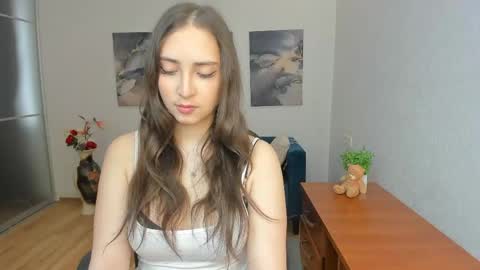 Snapshot of effy_royse chatting on April 17, 2026, 5:43 am Effy Royse online show from April 17, 2026, 5:43 am