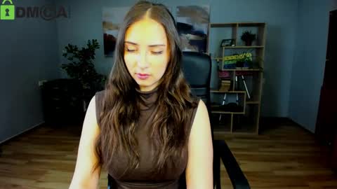 Snapshot of effy_royse chatting on April 18, 2026, 5:55 am Effy Royse online show from April 18, 2026, 5:55 am