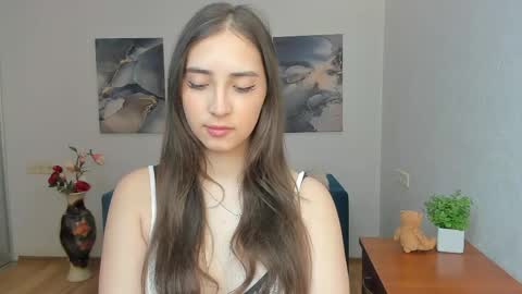 Snapshot of effy_royse chatting on April 29, 2026, 5:55 am Effy Royse online show from April 29, 2026, 5:55 am