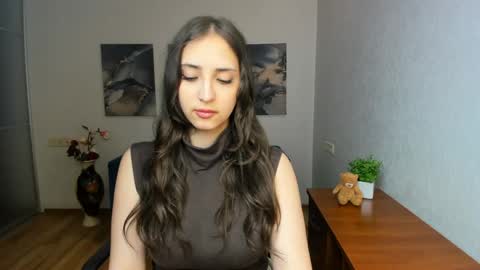 Snapshot of effy_royse chatting on May 8, 2026, 5:51 pm Effy Royse online show from May 8, 2026, 5:51 pm