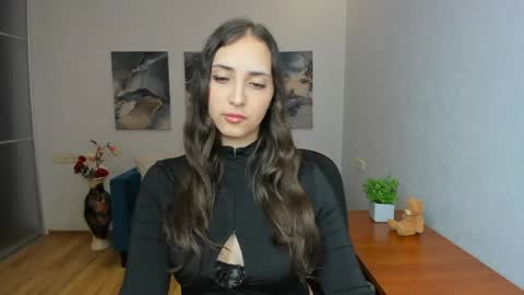 Snapshot of effy_royse chatting on May 13, 2026, 5:43 pm Effy Royse online show from May 13, 2026, 5:43 pm