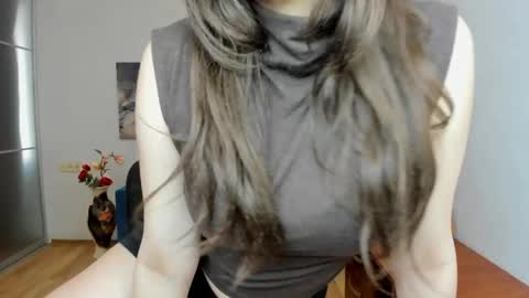 Snapshot of effy_royse chatting on May 29, 2026, 5:38 am Effy Royse online show from May 29, 2026, 5:38 am