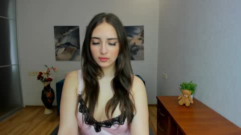 Snapshot of effy_royse chatting on May 31, 2026, 5:37 am Effy Royse online show from May 31, 2026, 5:37 am