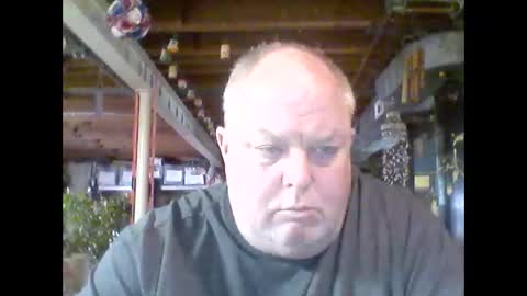 efriff online show from April 19, 2026, 9:39 pm