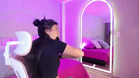 eimmy_bm online show from October 12, 2025, 11:09 am