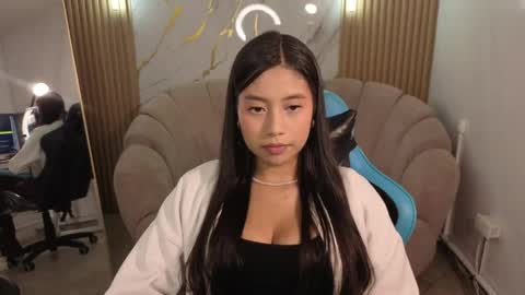 Snapshot of eimy18_b chatting on May 9, 2026, 1:05 pm eimy18_b online show from May 9, 2026, 1:05 pm