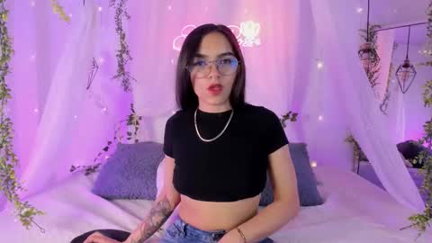 Snapshot of eimy_rosse18 chatting on March 12, 2026, 12:44 pm eimy_rosse18 online show from March 12, 2026, 12:44 pm