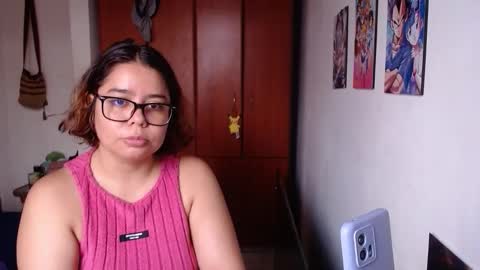 eimy_saenzz online show from February 20, 2026, 5:24 pm
