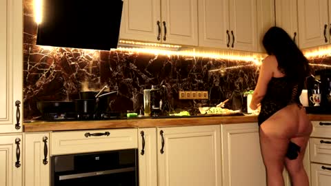 Elena online show from February 14, 2026, 2:58 pm