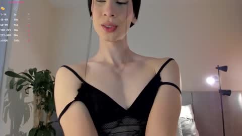 Snapshot of einyel_ chatting on October 1, 2025, 8:15 pm Einyel  online show from October 1, 2025, 8:15 pm