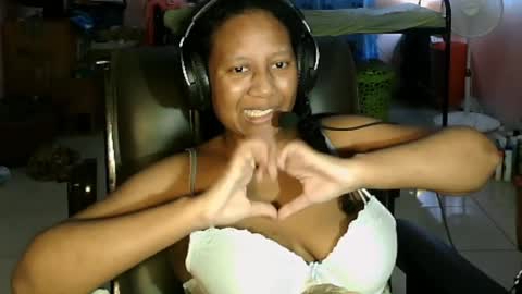 Eirondra Valeen online show from March 30, 2026, 12:33 am