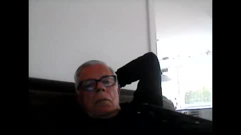 Snapshot of eisbaer1957 chatting on May 5, 2026, 11:40 am eisbaer1957 online show from May 5, 2026, 11:40 am