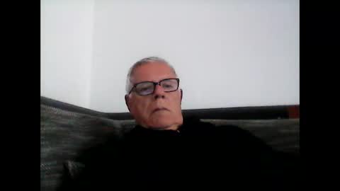 Snapshot of eisbaer1957 chatting on May 6, 2026, 12:21 pm eisbaer1957 online show from May 6, 2026, 12:21 pm