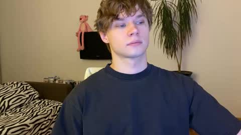 Eitan online show from February 25, 2025, 3:27 pm