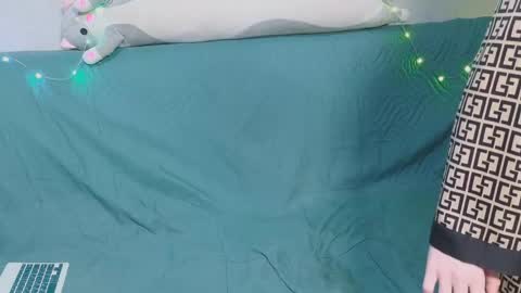 ekateriga online show from April 15, 2026, 8:09 pm