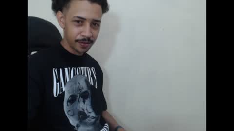 Snapshot of el_menor chatting on July 25, 2026, 2:53 am Instagram BelowAbajo online show from July 25, 2026, 2:53 am