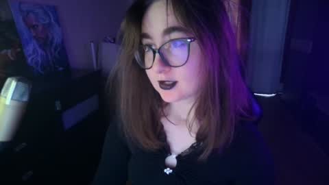 If you like it when I meow give me a thumbs up online show from January 20, 2025, 10:29 am