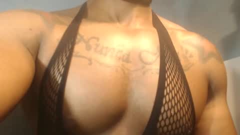 el_vecino_m online show from December 4, 2025, 5:17 am